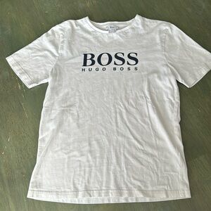 Hugo Boss Luxury T-Shirt